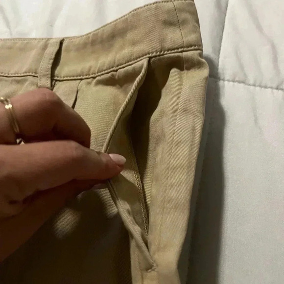 J Crew Shorts Pleated Khaki Chino 4” Inseam NWT Womens Size 16 Cotton - Picture 9 of 11